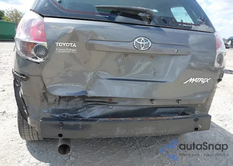 2007 Toyota Matrix z USA, uszkodzony, nr VIN 2T1KR32E37C681523